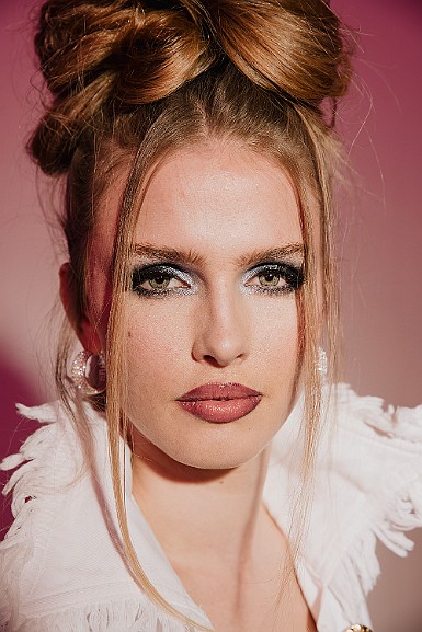 Marieke Vledder IV Made at masterclass Toonen en Wientjes Model: Marieke Vledder MUA: Georgina Rossen